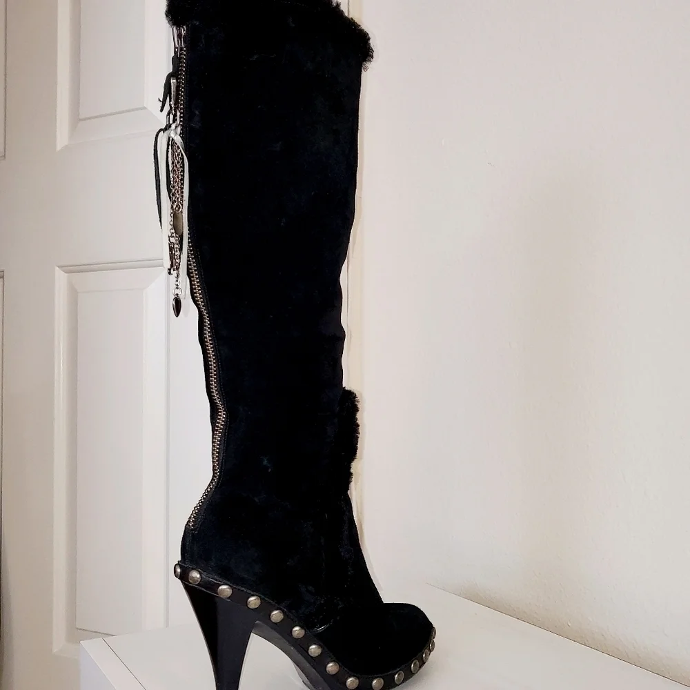 NikeLab | Knee-high Suede Boots - Picture 3 of 9